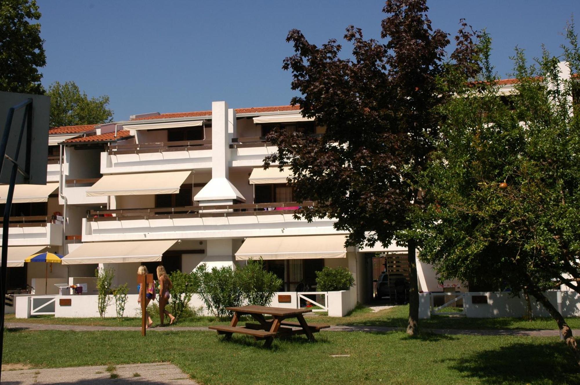 Villaggio Los Nidos Lignano Sabbiadoro Exterior photo