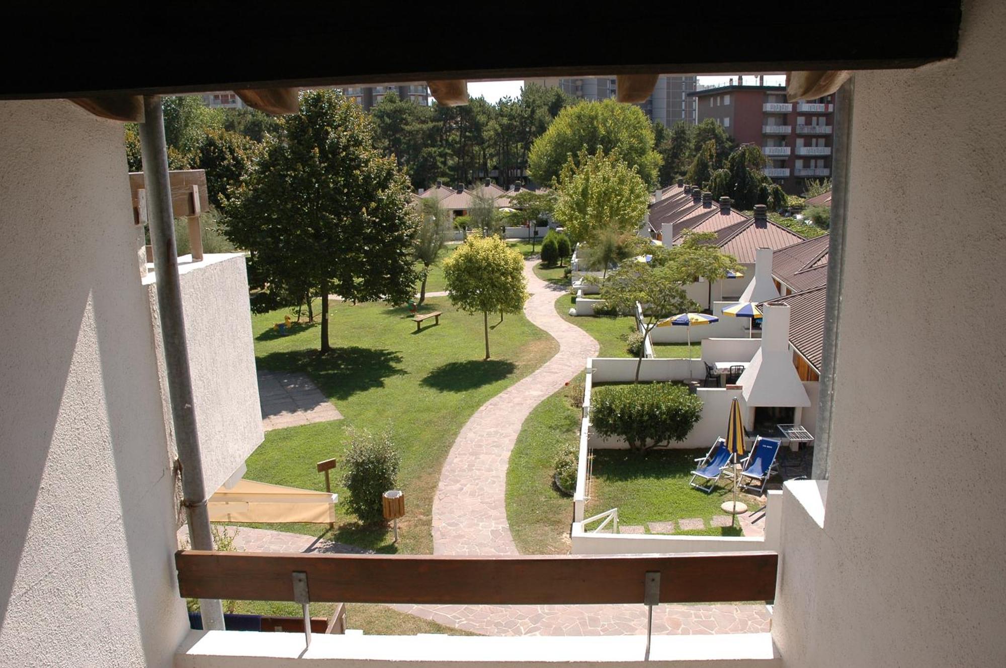 Villaggio Los Nidos Lignano Sabbiadoro Exterior photo